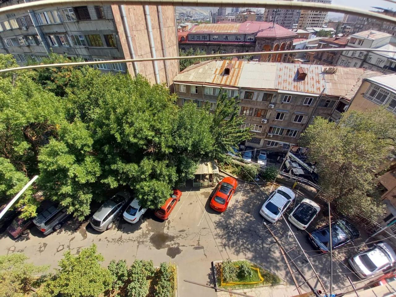 Gevorg'S Appartment Erevan Esterno foto